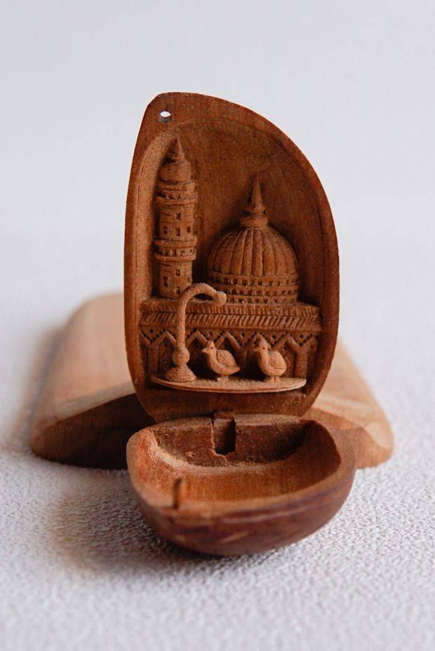 Sandalwood Divine Mecca Madina