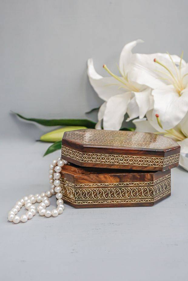 Plexus Wooden Box (5.5" x 3" x 2.5")