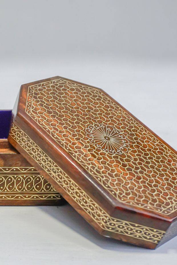 Plexus Wooden Box (5.5" x 3" x 2.5")