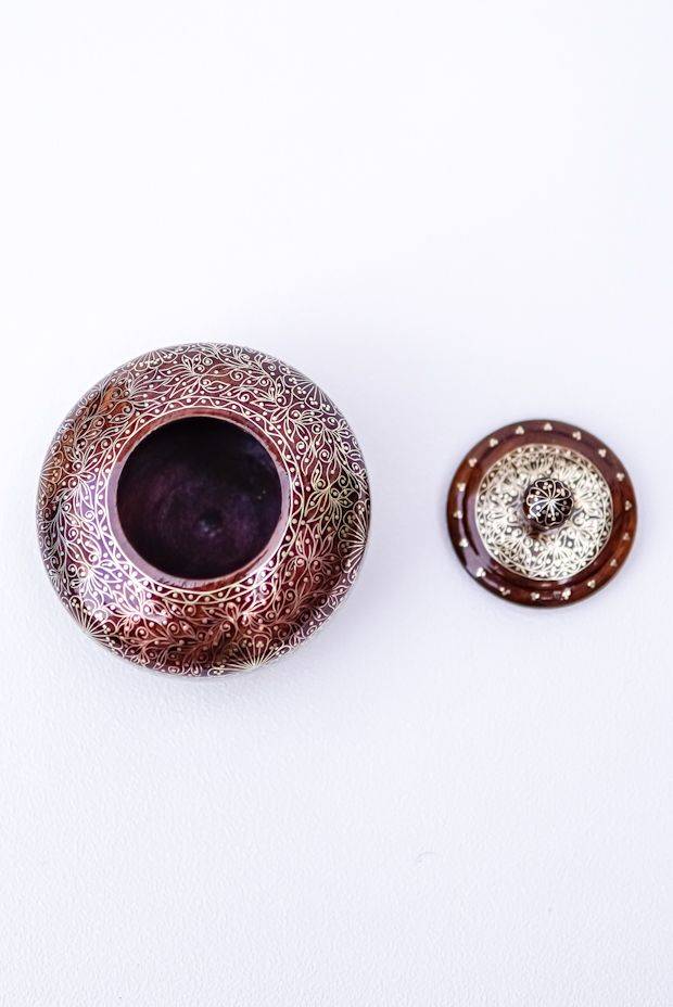 Triune Round Memento Box-( Masterpiece 3.5" x 3.5")