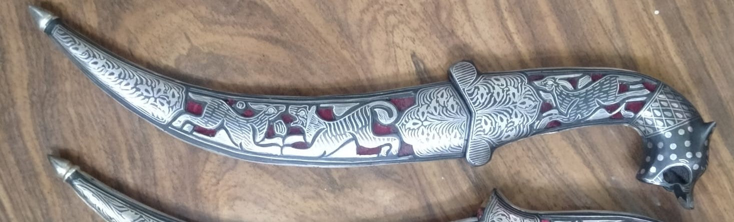 Koftgiri Lion Dagger