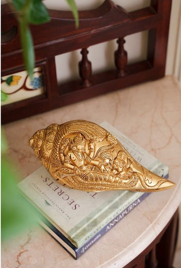 Vishnu Lakshmi Decorative Conch
